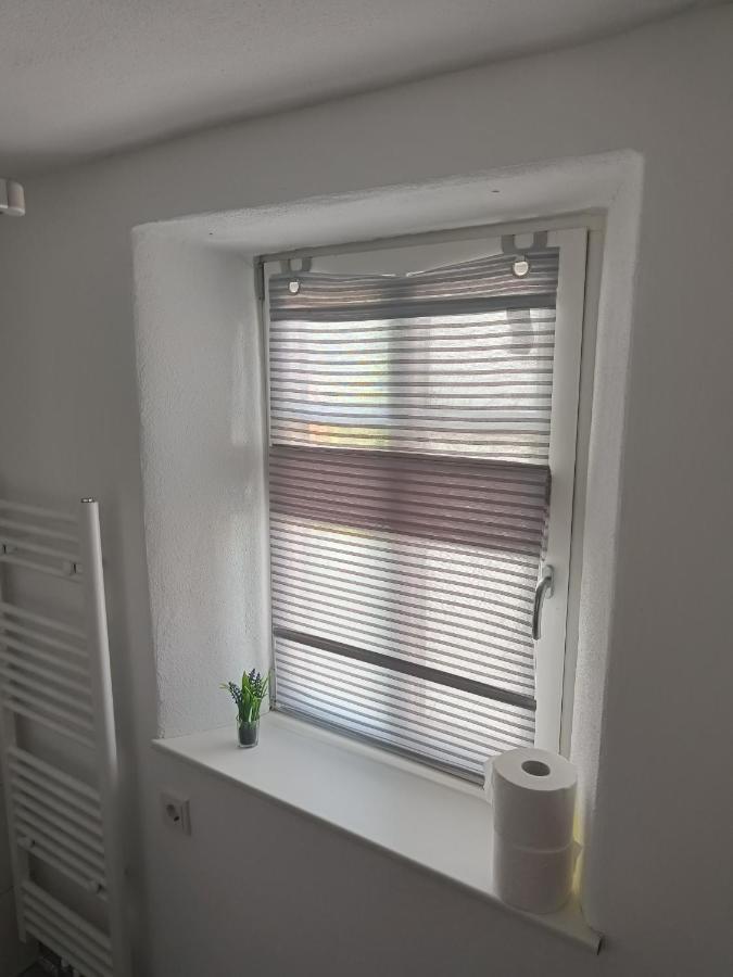 Apartments & Moeblierte Zimmer In Kahl Am Main, Kontaktloser Self Check-In, W-Lan, Schreibtisch, Duschbad, Kuechenzeile, Pkw-Plaetze Exteriör bild