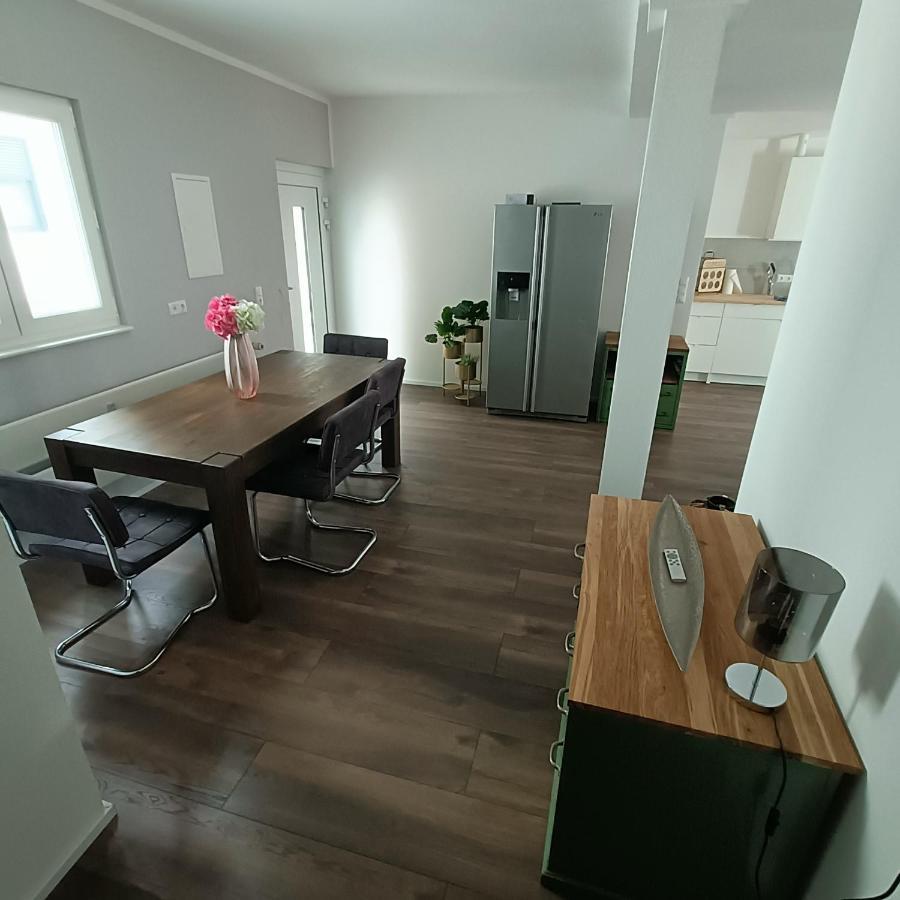 Apartments & Moeblierte Zimmer In Kahl Am Main, Kontaktloser Self Check-In, W-Lan, Schreibtisch, Duschbad, Kuechenzeile, Pkw-Plaetze Exteriör bild