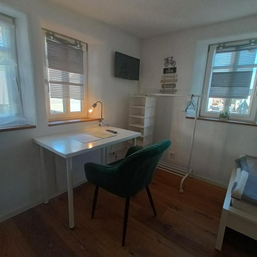 Apartments & Moeblierte Zimmer In Kahl Am Main, Kontaktloser Self Check-In, W-Lan, Schreibtisch, Duschbad, Kuechenzeile, Pkw-Plaetze Exteriör bild