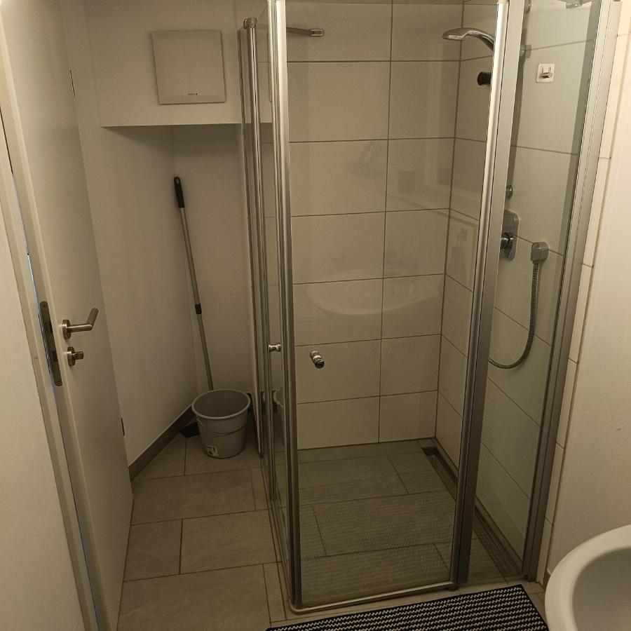 Apartments & Moeblierte Zimmer In Kahl Am Main, Kontaktloser Self Check-In, W-Lan, Schreibtisch, Duschbad, Kuechenzeile, Pkw-Plaetze Exteriör bild