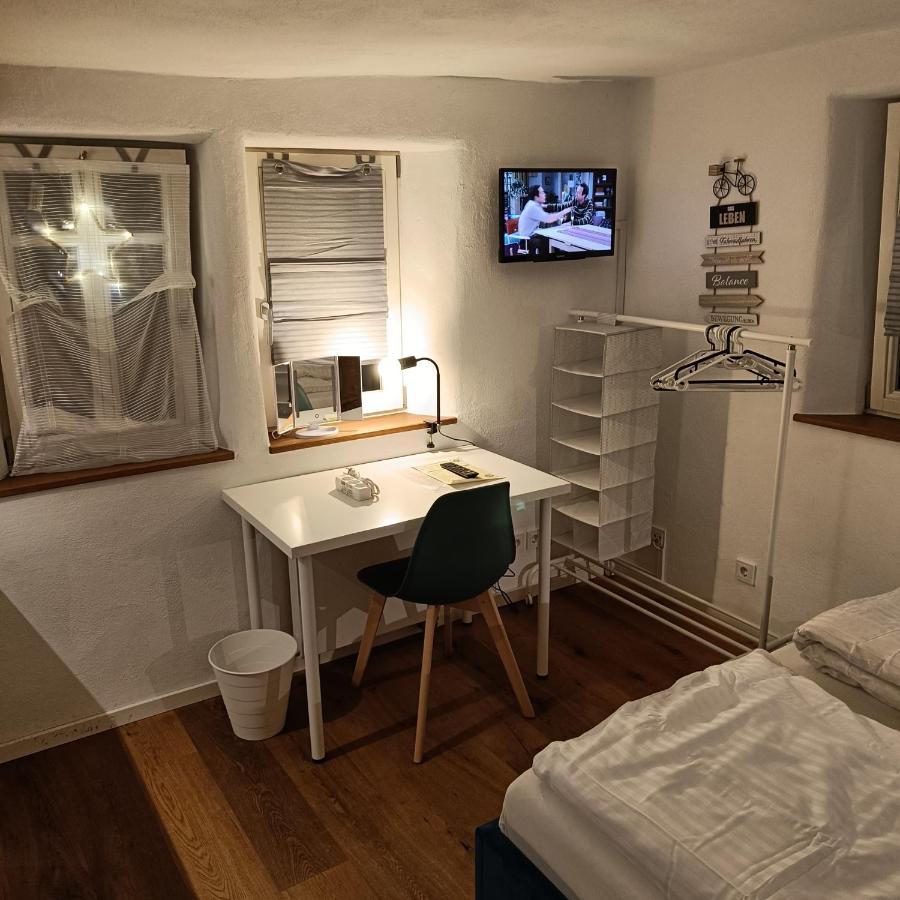 Apartments & Moeblierte Zimmer In Kahl Am Main, Kontaktloser Self Check-In, W-Lan, Schreibtisch, Duschbad, Kuechenzeile, Pkw-Plaetze Exteriör bild