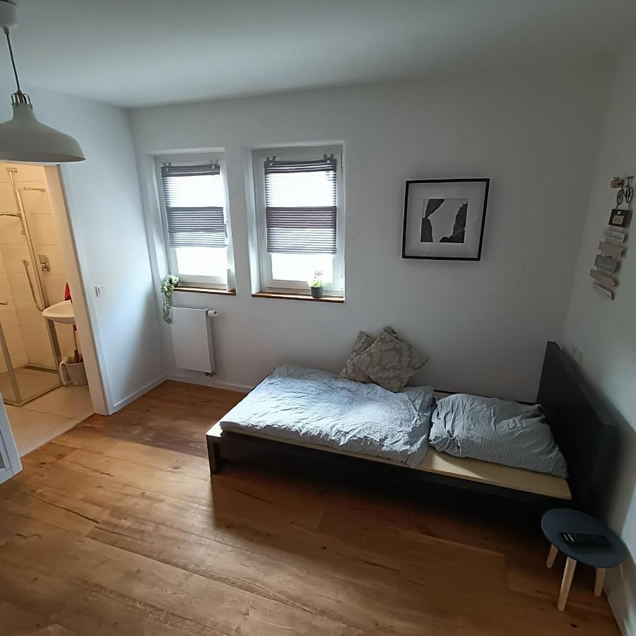 Apartments & Moeblierte Zimmer In Kahl Am Main, Kontaktloser Self Check-In, W-Lan, Schreibtisch, Duschbad, Kuechenzeile, Pkw-Plaetze Exteriör bild